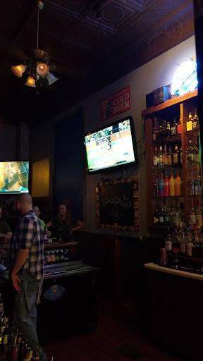 Bar & Grill «Wall Street», reviews and photos, 121 N Maple St, Murfreesboro, TN 37130, USA