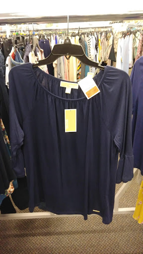 Shopping Mall «Buckhead Crossing Shopping Center», reviews and photos, 2625 Piedmont Rd NE, Atlanta, GA 30324, USA