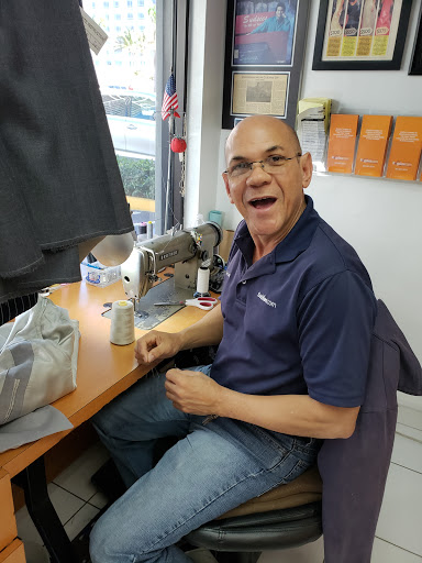 Dry Cleaner «Sudsies Dry Cleaners», reviews and photos, 6786 Collins Ave, Miami Beach, FL 33141, USA