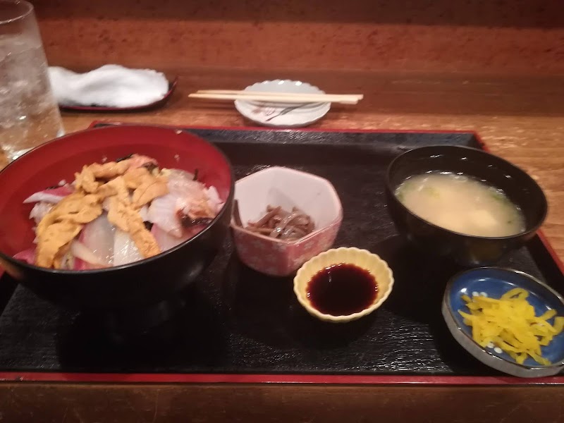 季節料理 いすず 山口県萩市今古萩町 海鮮丼専門店 レストラン グルコミ