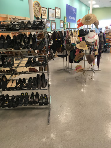 Thrift Store «Humane Society Thrift Store», reviews and photos, 4445 20th St, Vero Beach, FL 32966, USA