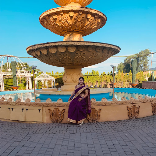 Clothing Store «Banaras Indian Boutique», reviews and photos, 1401 S Interstate Hwy 35 #160, Round Rock, TX 78664, USA