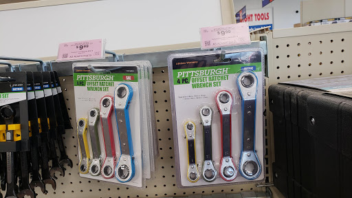 Hardware Store «Harbor Freight Tools», reviews and photos, 5185 Campbells Run Rd, Pittsburgh, PA 15205, USA
