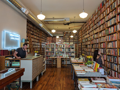 Book Store «Pilsen Community Books», reviews and photos, 1102 W 18th St, Chicago, IL 60608, USA