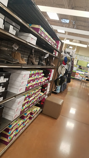 Grocery Store «Kroger Marketplace», reviews and photos, 7300 Yankee Rd, Liberty Township, OH 45044, USA