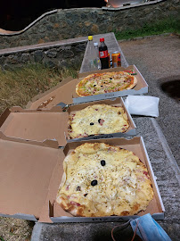 Plats et boissons du Pizzeria Pizza Ricci à Saint-Paul - n°2