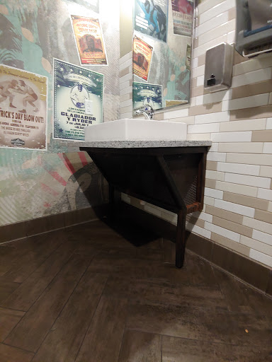 Mexican Restaurant «QDOBA Mexican Eats», reviews and photos, 14231 W Colfax Ave #210, Lakewood, CO 80401, USA