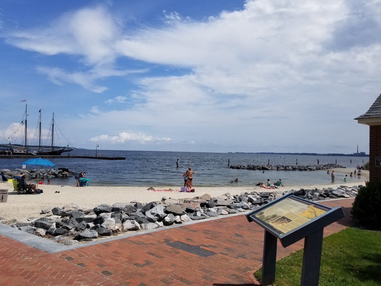 Photo of Yorktown beach and the settlement