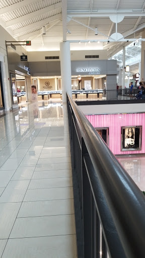 Jeweler «Benchmark Jewelers - The Parks at Arlington», reviews and photos, 3811 S Cooper St #1112, Arlington, TX 76015, USA