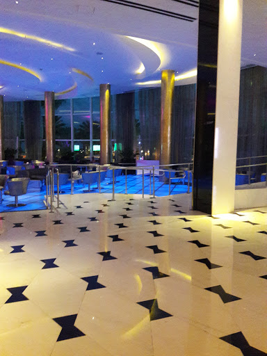 Shopping Mall «Fontainebleau Shops», reviews and photos, 4441 Collins Ave, Miami Beach, FL 33140, USA