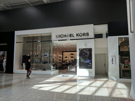 Fashion Accessories Store «Michael Kors», reviews and photos, 515 Southcenter Mall, Tukwila, WA 98188, USA