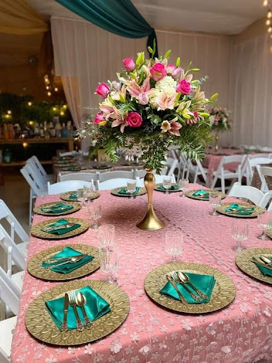 Florist «Floreria La Orquidea», reviews and photos, 510 S 1st St, Yakima, WA 98901, USA