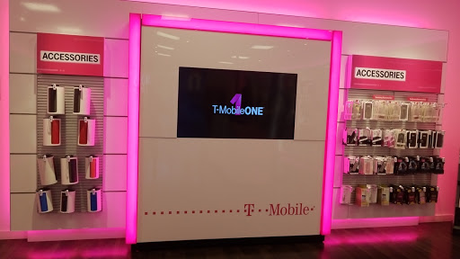 Cell Phone Store «T-Mobile», reviews and photos, 3195 Zinfandel Dr #2, Rancho Cordova, CA 95670, USA