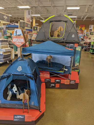 Pet Supply Store «PetSmart», reviews and photos, 421 Commerce Dr, Victor, NY 14564, USA