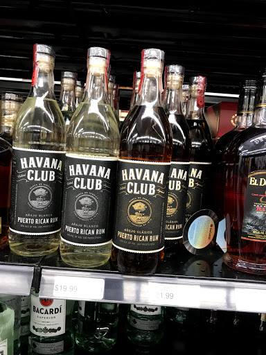 Liquor Store «Bayway World of Liquors», reviews and photos, 639 Bayway, Elizabeth, NJ 07202, USA