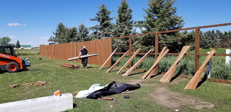 Infinity Fences – Fencing company in Lethbridge