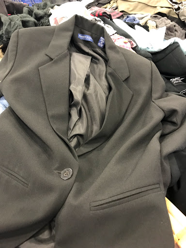 Non-Profit Organization «Goodwill Outlet», reviews and photos, 5950 NE 122nd Ave, Portland, OR 97230, USA