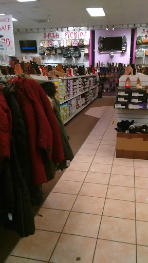 Department Store «Kmart», reviews and photos, 300 Baychester Ave, Bronx, NY 10475, USA