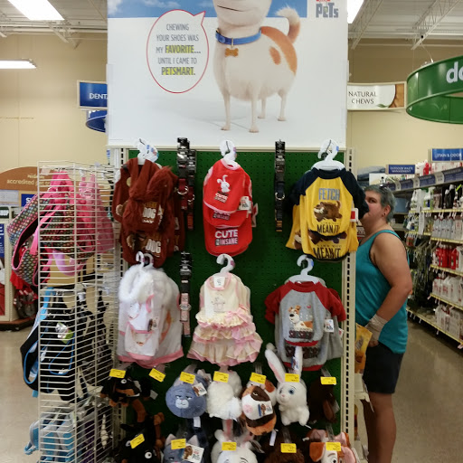 Pet Supply Store «PetSmart», reviews and photos, 5241 Frederica St, Owensboro, KY 42301, USA