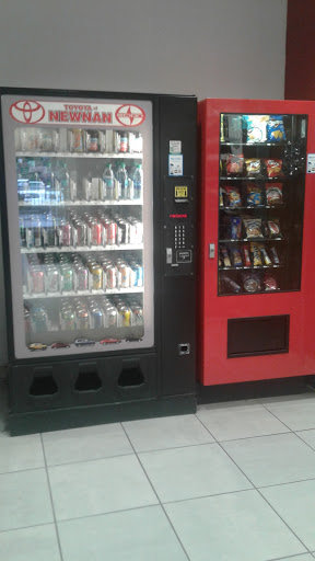 Car Dealer «Toyota of Newnan», reviews and photos, 2 Herring Rd, Newnan, GA 30265, USA