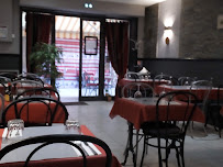 Atmosphère du Restaurant Libanais Africain AU TABOULE GOURMAND à Toulon - n°7