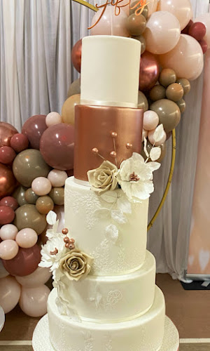 Weddings Cakes in Hamilton