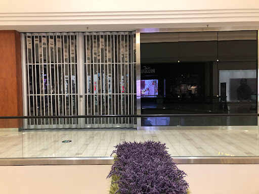 Toy Store «Disney Store», reviews and photos, 1 Sun Valley Mall, Concord, CA 94520, USA