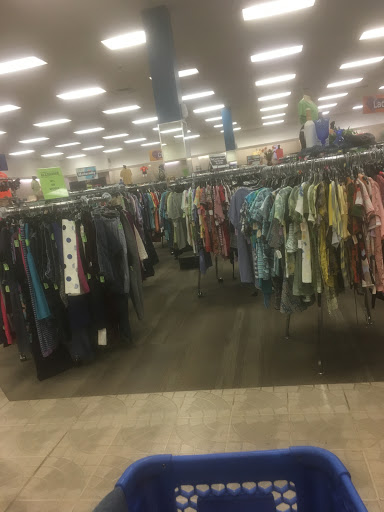 Thrift Store «Discover Goodwill Powers Retail Center», reviews and photos