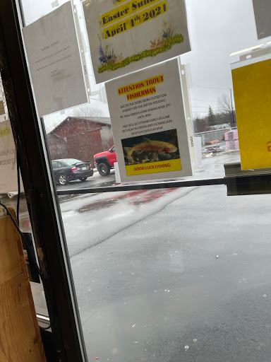 Sporting Goods Store «Hunters Gallery», reviews and photos, 237 Mt Cobb Hwy, Hamlin, PA 18427, USA