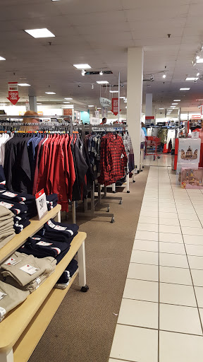 Shopping Mall «Apple Blossom Mall», reviews and photos, 1850 Apple Blossom Dr, Winchester, VA 22601, USA