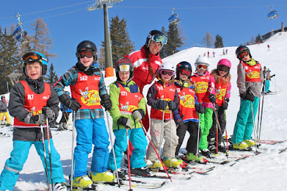 Die Skischule Rot Weiss Rot