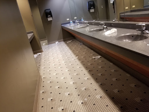 Gym «LA Fitness», reviews and photos, 8812 S Cicero Ave, Oak Lawn, IL 60453, USA