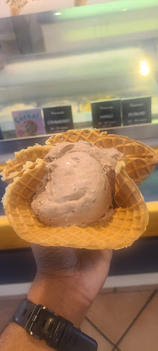 Ice Cream Shop «Marble Slab Creamery», reviews and photos, 7601 N MacArthur Blvd, Irving, TX 75063, USA