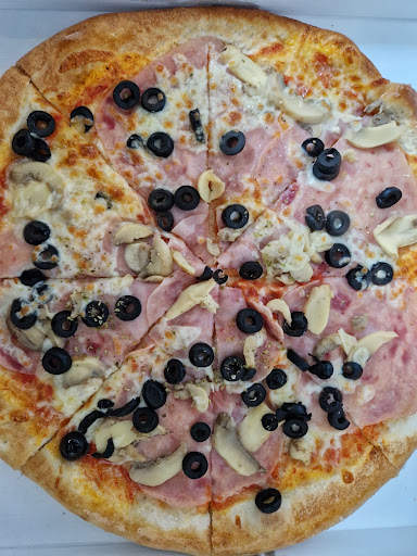 OZZY'S PIZZA en Wiener Neustadt