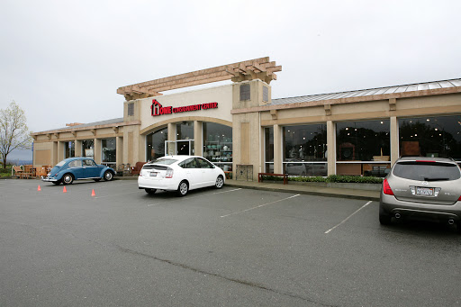 Home Consignment Center - Marin/Corte Madera, 801 Tamalpais Dr, Corte Madera, CA 94925, USA, 