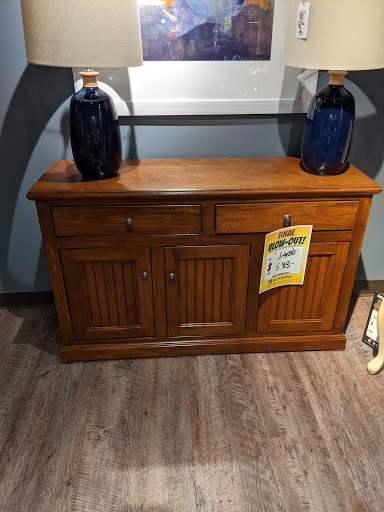 Furniture Store «Rotmans Furniture, Mattress & Flooring Store», reviews and photos, 725 Southbridge St, Worcester, MA 01610, USA