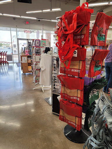 Book Store «Half Price Books», reviews and photos, 2601 S Interstate 35 e300, Round Rock, TX 78664, USA