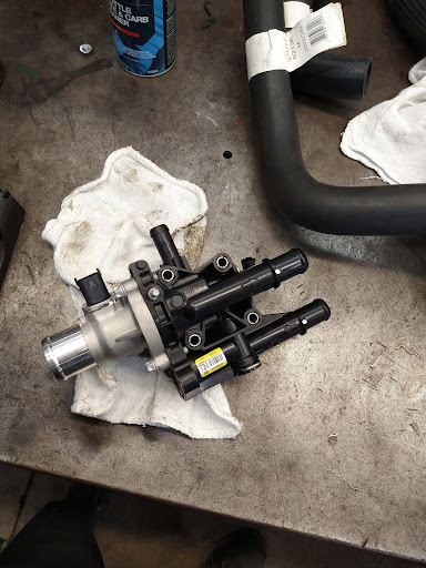 Auto Repair Shop «Rad Air Complete Car Care and Tire Centers», reviews and photos, 27051 Detroit Ave, Westlake, OH 44145, USA