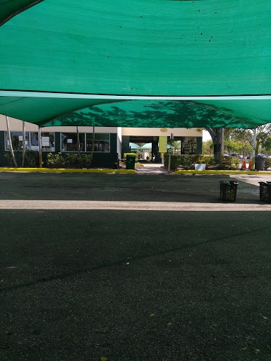 Car Wash «University Car Wash & Lube», reviews and photos, 5555 S University Dr, Davie, FL 33328, USA