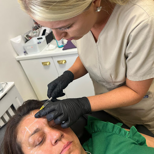 جماليات مسحورة - Enchanted Aesthetics