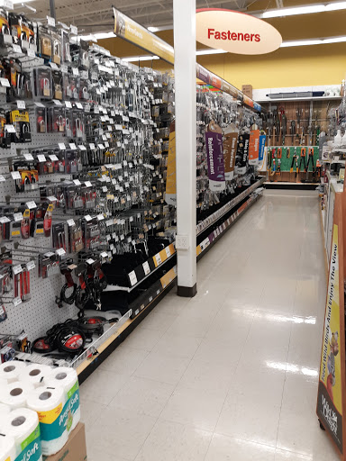 Hardware Store «Town & Country Hardware», reviews and photos, 910 Gateway Commons Cir, Wake Forest, NC 27587, USA