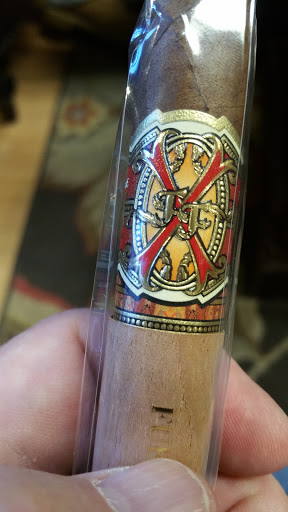 Tobacco Shop «Tobacco Plaza Ltd.», reviews and photos, 218 Lakeville Rd, Great Neck, NY 11020, USA