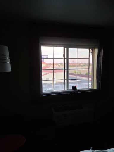 Hotel «Holiday Inn Express Santa Rosa», reviews and photos