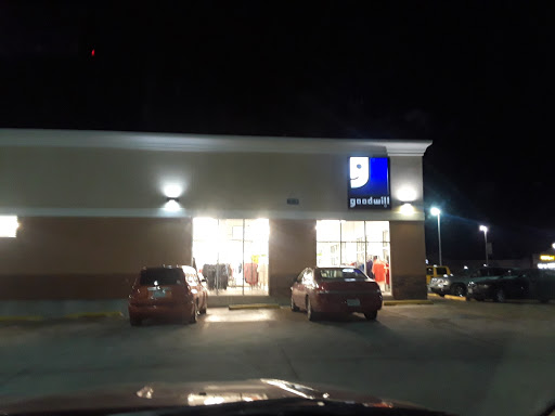 Thrift Store «Goodwill Retail Store of Poplar Bluff», reviews and photos
