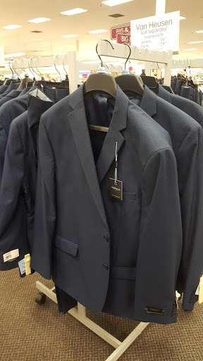 Shopping Mall «County Fair Fashion Mall», reviews and photos, 1264 E Gibson Rd E-500, Woodland, CA 95776, USA