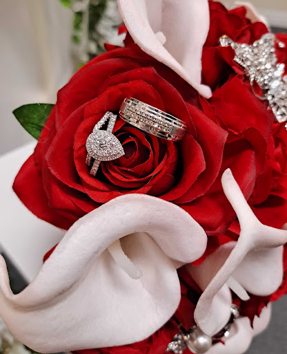 Bridal Shop «The Bridal Station & Wedding Chapel», reviews and photos, 3224 McHenry Ave, Modesto, CA 95350, USA