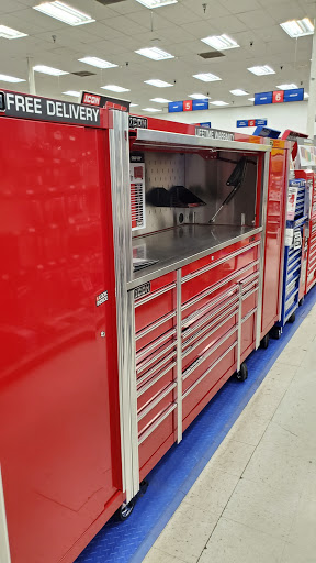 Hardware Store «Harbor Freight Tools», reviews and photos, 3660 E Foothill Blvd, Pasadena, CA 91107, USA