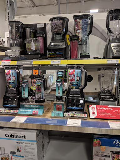 Electronics Store «Best Buy», reviews and photos, 615 E Palatine Rd, Arlington Heights, IL 60004, USA