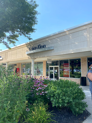 Shopping Mall «The Crossings Premium Outlets», reviews and photos, 1000 Premium Outlets Dr, Tannersville, PA 18372, USA