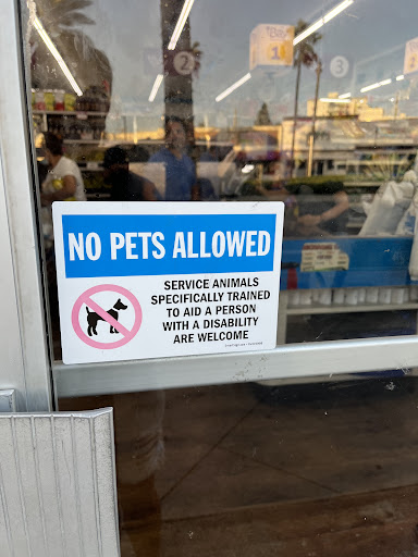 Grocery Store «Bay Supermarket», reviews and photos, 907 Normandy Dr, Miami Beach, FL 33141, USA